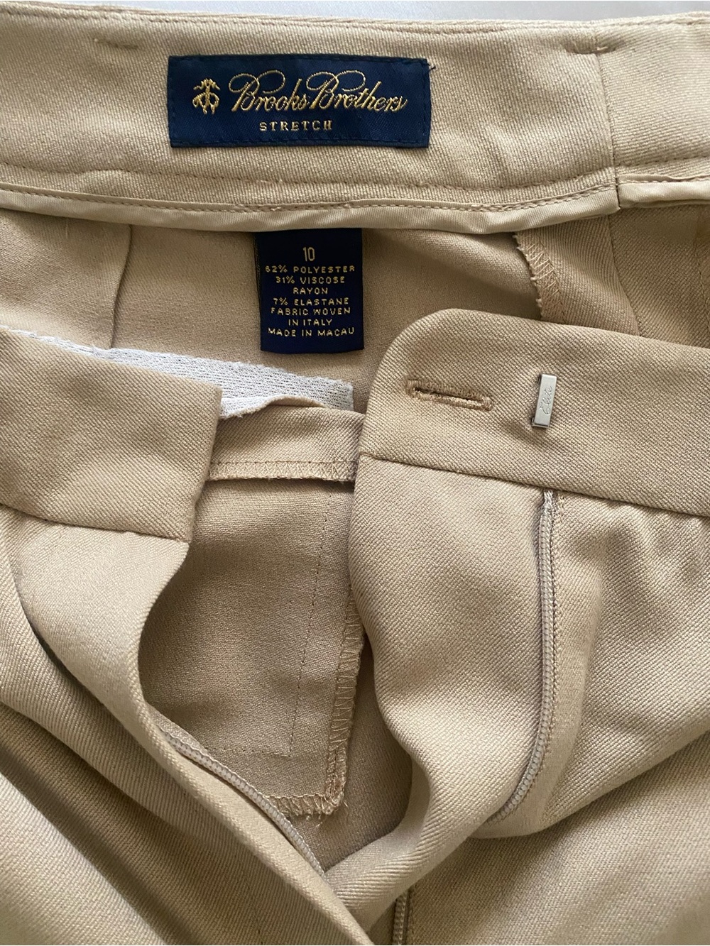Brooks Brothers Stretch women’s Pants in Beige